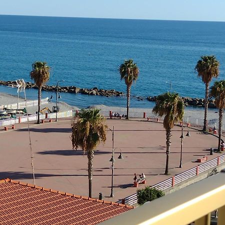 Casa Al Mare Διαμέρισμα Βεντιμίλια Εξωτερικό φωτογραφία