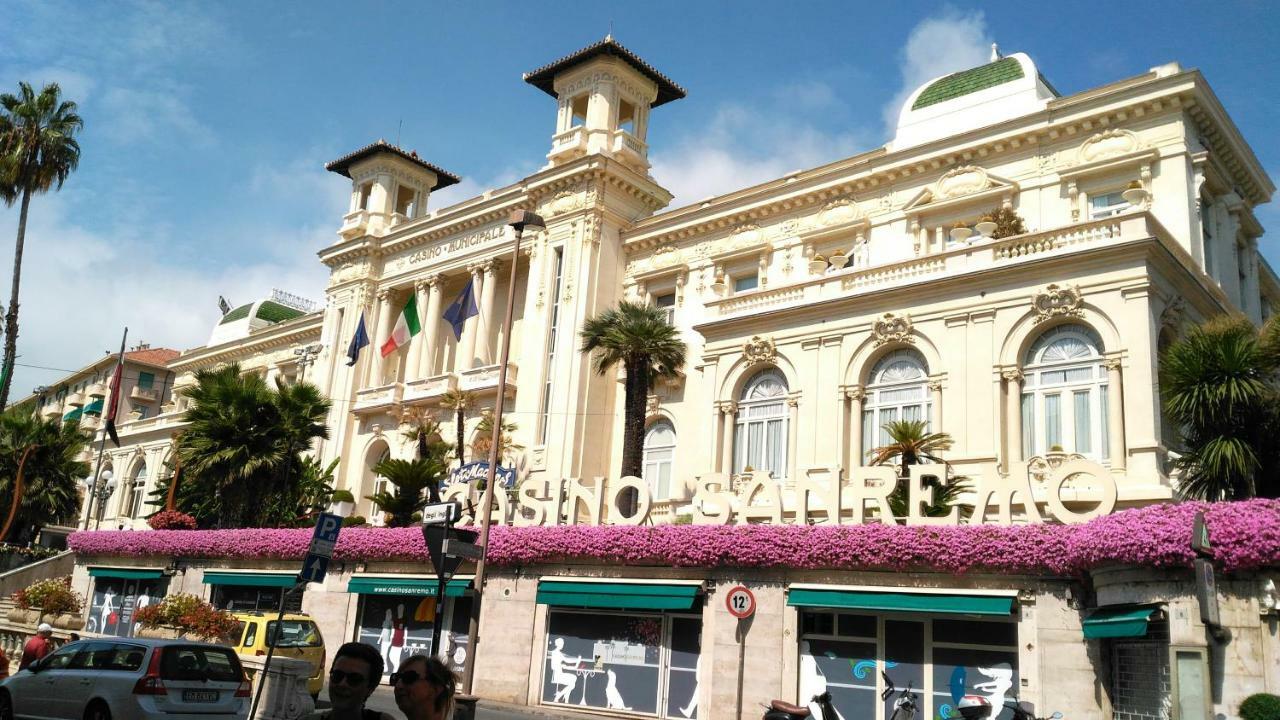 Casa Al Mare Διαμέρισμα Βεντιμίλια Εξωτερικό φωτογραφία