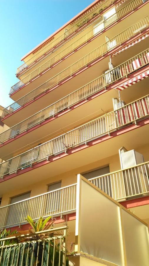 Casa Al Mare Διαμέρισμα Βεντιμίλια Εξωτερικό φωτογραφία